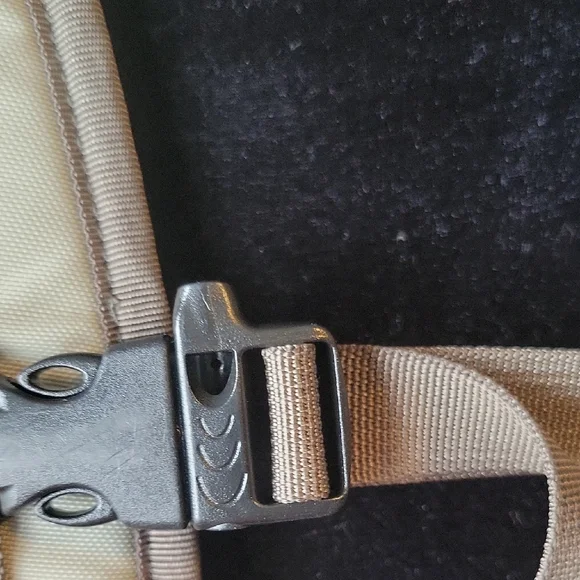 MEC Backpack - Picture 6 of 10